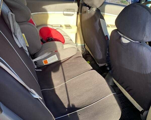 Красный Чери Кимо, объемом двигателя 1.3 л и пробегом 250 тыс. км за 2100 $, фото 6 на Automoto.ua