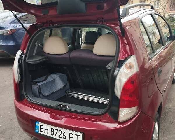 Красный Чери Кимо, объемом двигателя 1.3 л и пробегом 111 тыс. км за 2600 $, фото 5 на Automoto.ua