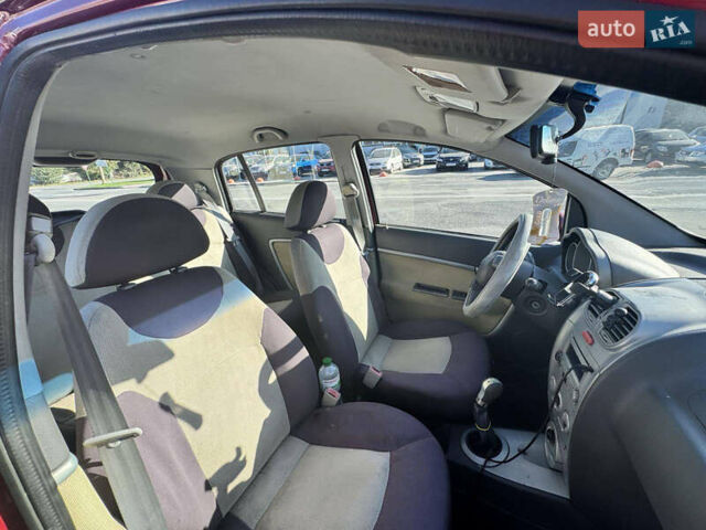 Красный Чери Кимо, объемом двигателя 1.3 л и пробегом 205 тыс. км за 1500 $, фото 6 на Automoto.ua