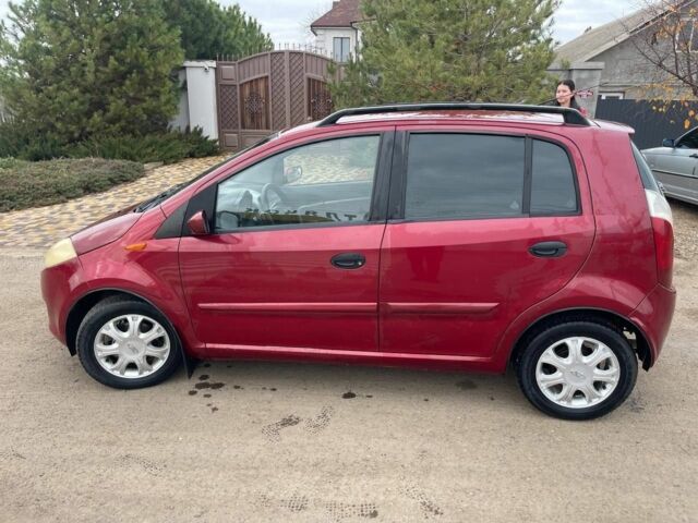 Красный Чери Кимо, объемом двигателя 1.3 л и пробегом 170 тыс. км за 2600 $, фото 2 на Automoto.ua