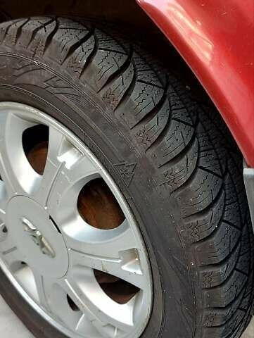 Красный Чери Кимо, объемом двигателя 1.3 л и пробегом 120 тыс. км за 2700 $, фото 10 на Automoto.ua