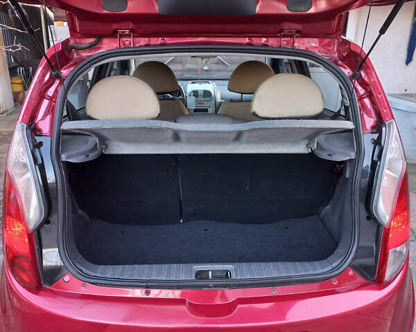 Красный Чери Кимо, объемом двигателя 1.3 л и пробегом 59 тыс. км за 4200 $, фото 4 на Automoto.ua