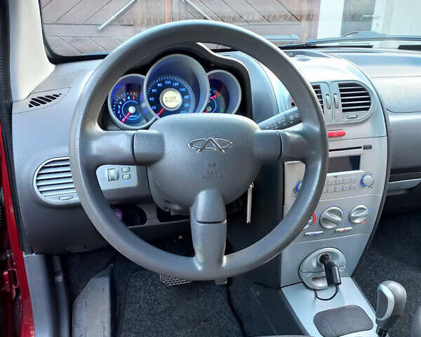 Красный Чери Кимо, объемом двигателя 1.3 л и пробегом 59 тыс. км за 4200 $, фото 9 на Automoto.ua