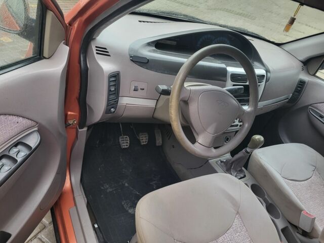 Красный Чери Кимо, объемом двигателя 0 л и пробегом 108 тыс. км за 999 $, фото 6 на Automoto.ua