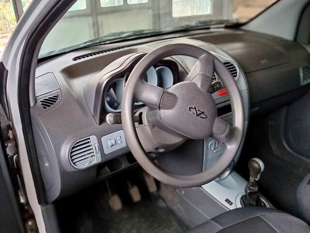 Чері Кімо, об'ємом двигуна 1.3 л та пробігом 56 тис. км за 3000 $, фото 6 на Automoto.ua