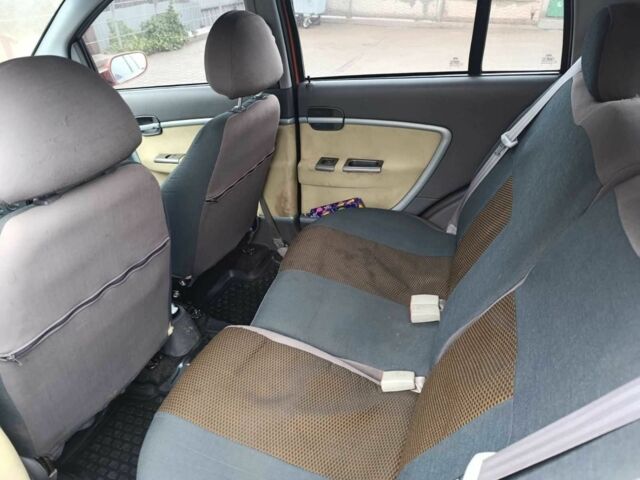 Желтый Чери Кимо, объемом двигателя 1.3 л и пробегом 91 тыс. км за 3110 $, фото 6 на Automoto.ua