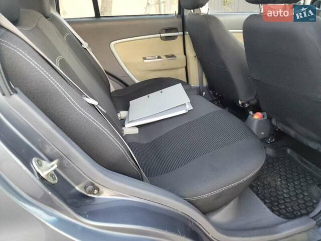 Серый Чери Кимо, объемом двигателя 1.3 л и пробегом 70 тыс. км за 2400 $, фото 14 на Automoto.ua