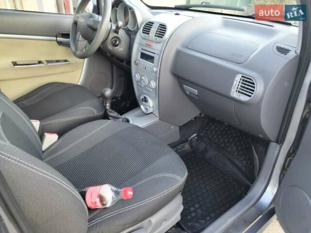 Серый Чери Кимо, объемом двигателя 1.3 л и пробегом 70 тыс. км за 2400 $, фото 15 на Automoto.ua