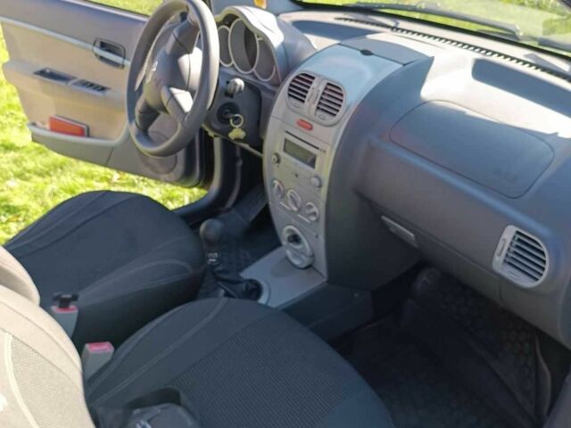 Серый Чери Кимо, объемом двигателя 1.3 л и пробегом 69 тыс. км за 2800 $, фото 5 на Automoto.ua