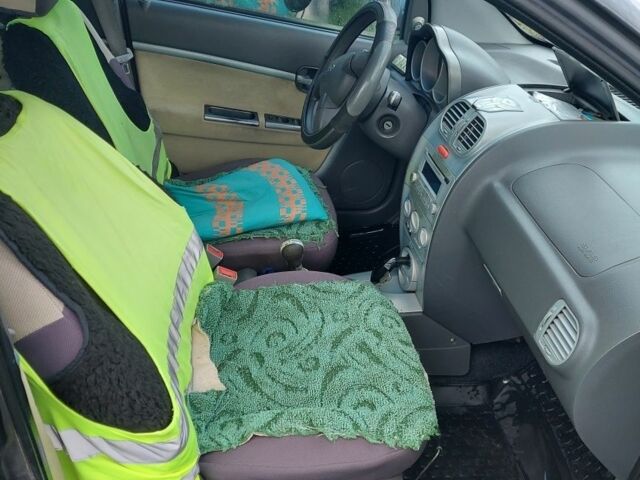 Чері Кімо 2008 у Тернополі на Automoto.ua Сірий Чері Кімо, об'ємом двигуна 1.3 л та пробігом 152 тис. км за 3500 $, фото 4 на Automoto.ua