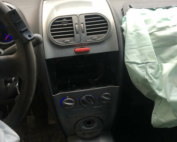 Чери Кимо 2008 в Староконстантинов на Automoto.ua Серый Чери Кимо, объемом двигателя 1.3 л и пробегом 136 тыс. км за 750 $, фото 6 на Automoto.ua