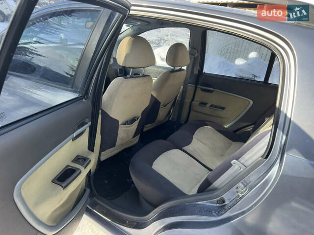 Серый Чери Кимо, объемом двигателя 1.3 л и пробегом 107 тыс. км за 3000 $, фото 4 на Automoto.ua