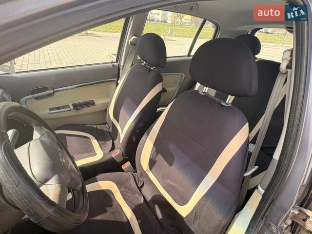 Сірий Чері Кімо, об'ємом двигуна 1.3 л та пробігом 386 тис. км за 2200 $, фото 9 на Automoto.ua