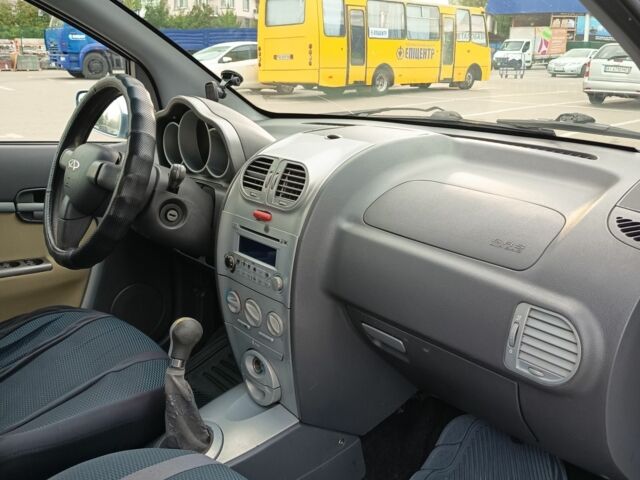 Синий Чери Кимо, объемом двигателя 1.3 л и пробегом 143 тыс. км за 2600 $, фото 9 на Automoto.ua