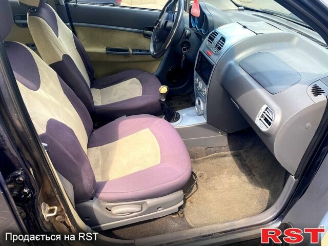 Синий Чери Кимо, объемом двигателя 1.3 л и пробегом 250 тыс. км за 1499 $, фото 6 на Automoto.ua