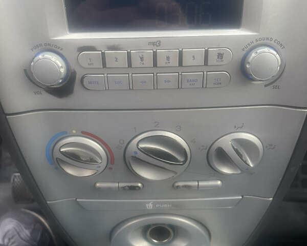 Синий Чери Кимо, объемом двигателя 1.3 л и пробегом 170 тыс. км за 1850 $, фото 12 на Automoto.ua