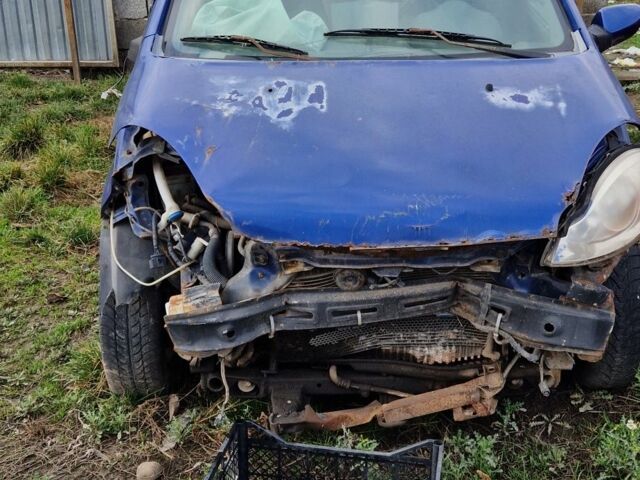 Синий Чери Кимо, объемом двигателя 1 л и пробегом 50 тыс. км за 650 $, фото 2 на Automoto.ua