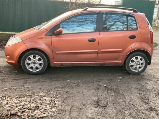 Оранжевый Чери Кимо, объемом двигателя 1.3 л и пробегом 185 тыс. км за 1500 $, фото 3 на Automoto.ua