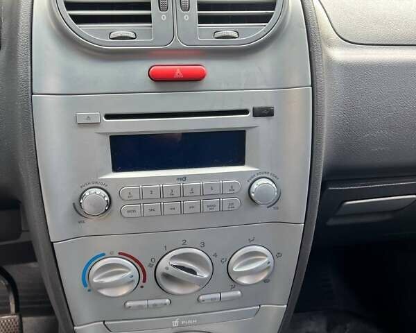 Чері Кімо 2007 у Луцьку на Automoto.ua Помаранчевий Чері Кімо, об'ємом двигуна 1.3 л та пробігом 65 тис. км за 2400 $, фото 7 на Automoto.ua