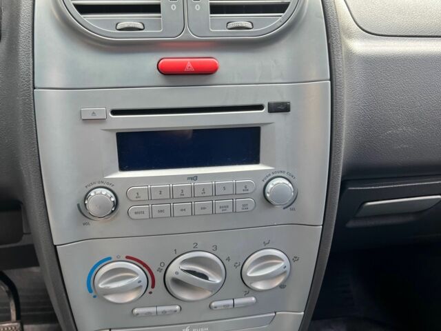 Помаранчевий Чері Кімо, об'ємом двигуна 1.3 л та пробігом 65 тис. км за 2300 $, фото 5 на Automoto.ua