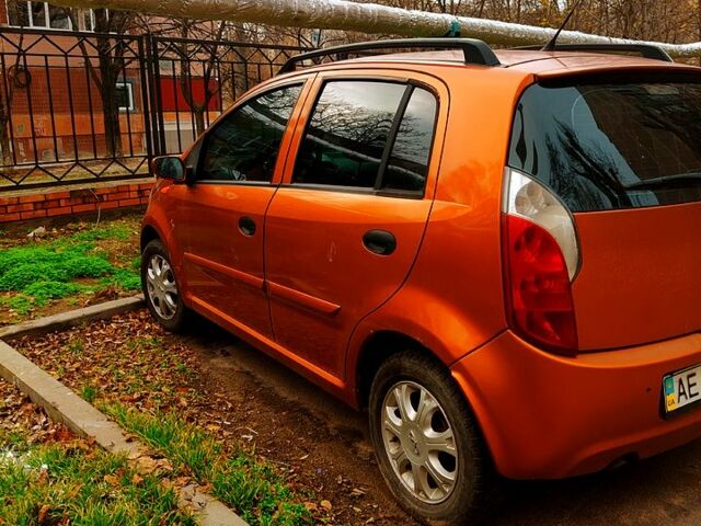 Оранжевый Чери Кимо, объемом двигателя 1.3 л и пробегом 454 тыс. км за 2100 $, фото 9 на Automoto.ua