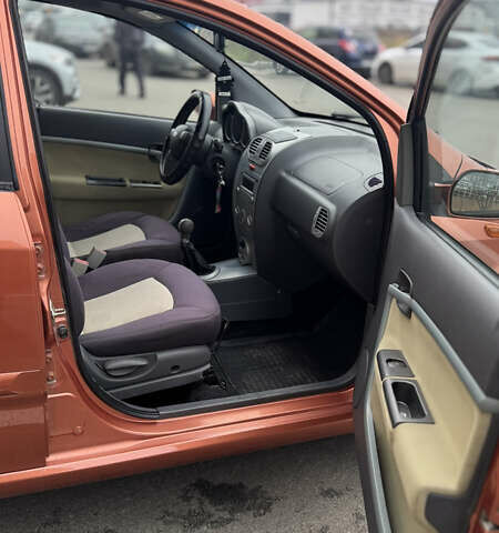 Помаранчевий Чері Кімо, об'ємом двигуна 1.3 л та пробігом 138 тис. км за 2850 $, фото 19 на Automoto.ua