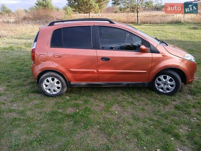 Оранжевый Чери Кимо, объемом двигателя 1.3 л и пробегом 143 тыс. км за 3200 $, фото 4 на Automoto.ua