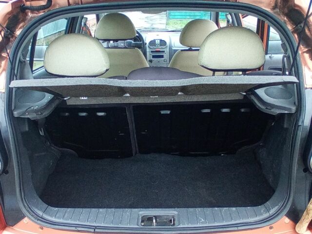 Помаранчевий Чері Кімо, об'ємом двигуна 0 л та пробігом 112 тис. км за 2850 $, фото 16 на Automoto.ua