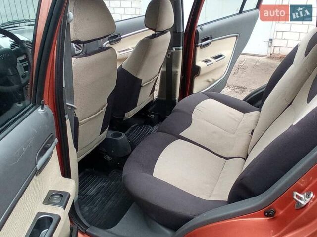 Оранжевый Чери Кимо, объемом двигателя 1.3 л и пробегом 112 тыс. км за 2750 $, фото 17 на Automoto.ua