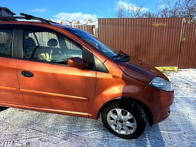 Оранжевый Чери Кимо, объемом двигателя 1.3 л и пробегом 137 тыс. км за 3200 $, фото 6 на Automoto.ua