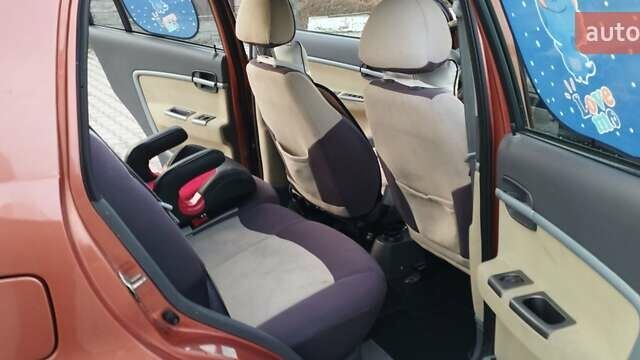 Помаранчевий Чері Кімо, об'ємом двигуна 1.98 л та пробігом 75 тис. км за 2300 $, фото 12 на Automoto.ua