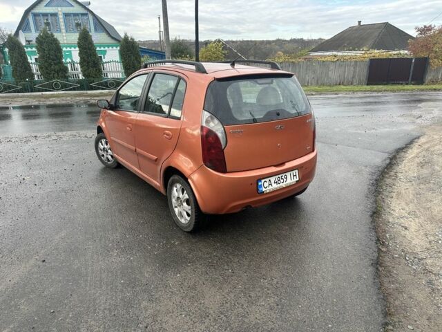 Чери Кимо 2008 в Звенигородка на Automoto.ua Оранжевый Чери Кимо, объемом двигателя 1.3 л и пробегом 180 тыс. км за 1750 $, фото 2 на Automoto.ua