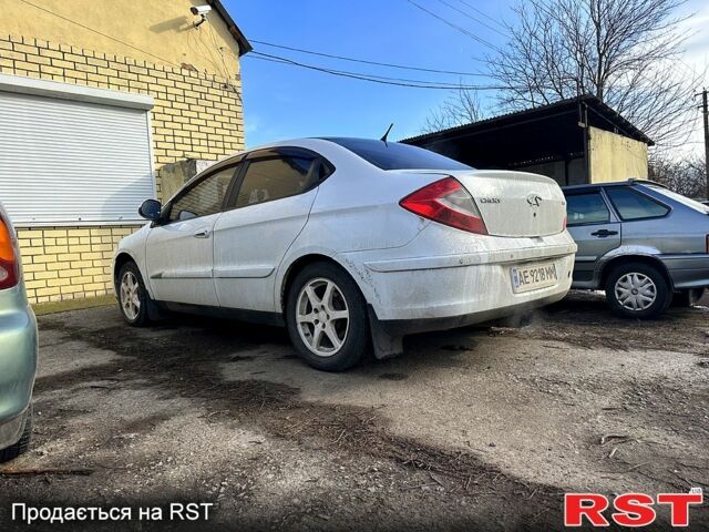 Білий Чері М11, об'ємом двигуна 1.6 л та пробігом 142 тис. км за 2500 $, фото 6 на Automoto.ua