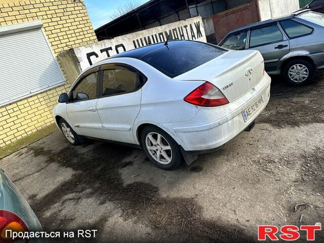 Білий Чері М11, об'ємом двигуна 1.6 л та пробігом 142 тис. км за 2500 $, фото 5 на Automoto.ua