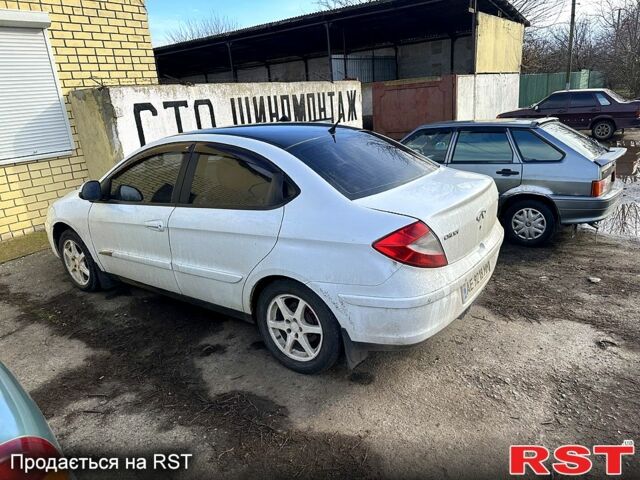 Білий Чері М11, об'ємом двигуна 1.6 л та пробігом 142 тис. км за 2500 $, фото 2 на Automoto.ua