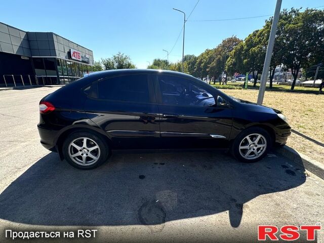 Черный Чери М11, объемом двигателя 1.6 л и пробегом 112 тыс. км за 3100 $, фото 6 на Automoto.ua