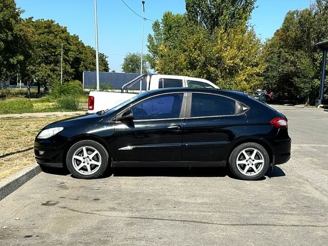 Черный Чери М11, объемом двигателя 1.6 л и пробегом 112 тыс. км за 3100 $, фото 5 на Automoto.ua