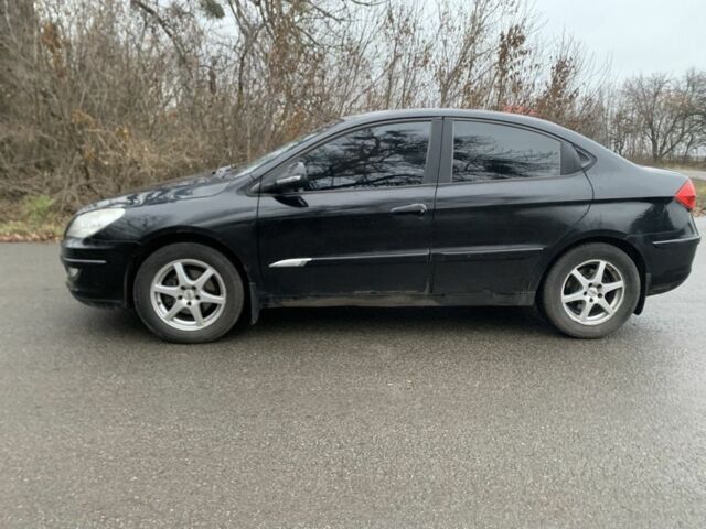 Черный Чери М11, объемом двигателя 1.6 л и пробегом 175 тыс. км за 2750 $, фото 4 на Automoto.ua