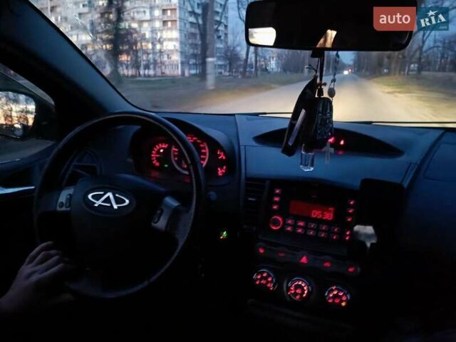 Чорний Чері М11, об'ємом двигуна 1.6 л та пробігом 112 тис. км за 4499 $, фото 8 на Automoto.ua
