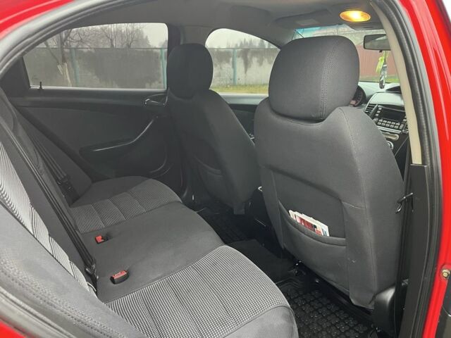 Красный Чери М11, объемом двигателя 1.6 л и пробегом 131 тыс. км за 2500 $, фото 8 на Automoto.ua