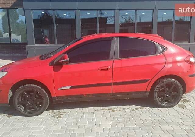 Червоний Чері М11, об'ємом двигуна 1.6 л та пробігом 116 тис. км за 3200 $, фото 7 на Automoto.ua
