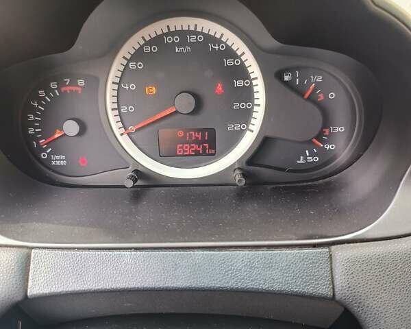 Червоний Чері М11, об'ємом двигуна 1.6 л та пробігом 69 тис. км за 2000 $, фото 10 на Automoto.ua