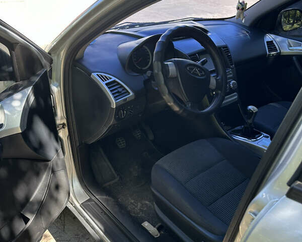 Чери М11, объемом двигателя 1.6 л и пробегом 135 тыс. км за 3700 $, фото 7 на Automoto.ua