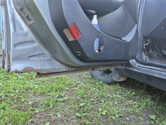 Сірий Чері М11, об'ємом двигуна 1.6 л та пробігом 220 тис. км за 1500 $, фото 3 на Automoto.ua