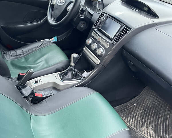 Сірий Чері М11, об'ємом двигуна 1.6 л та пробігом 60 тис. км за 4500 $, фото 5 на Automoto.ua