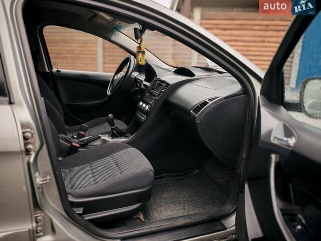 Чери М11 2011 в Бердичеве на Automoto.ua Серый Чери М11, объемом двигателя 1.6 л и пробегом 200 тыс. км за 2200 $, фото 4 на Automoto.ua