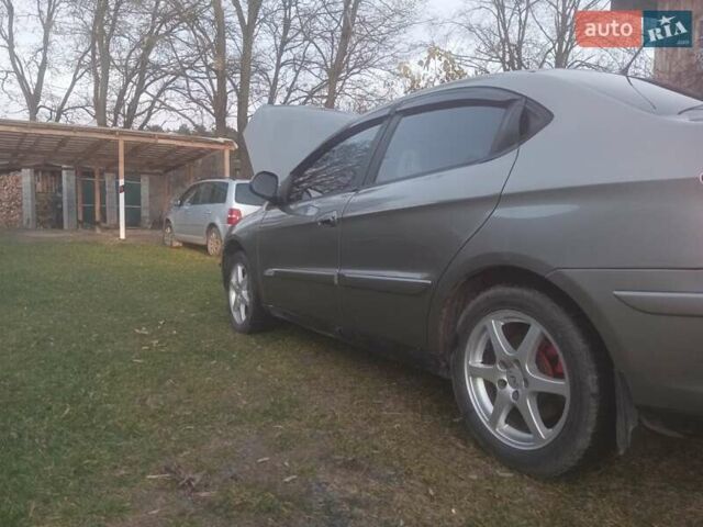 Серый Чери М11, объемом двигателя 1.6 л и пробегом 221 тыс. км за 3500 $, фото 4 на Automoto.ua