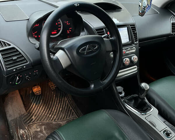 Сірий Чері М11, об'ємом двигуна 1.6 л та пробігом 60 тис. км за 4500 $, фото 8 на Automoto.ua