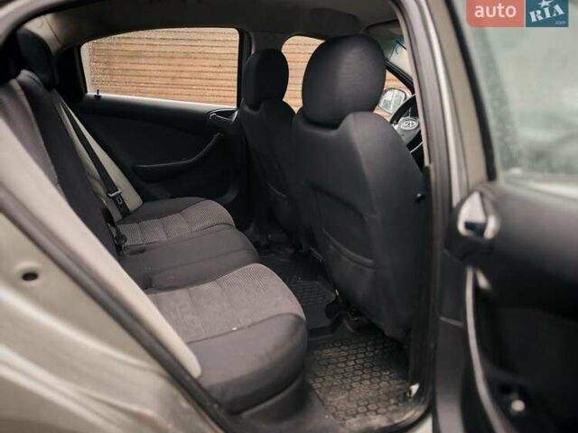 Чери М11 2011 в Бердичеве на Automoto.ua Серый Чери М11, объемом двигателя 1.6 л и пробегом 200 тыс. км за 2200 $, фото 9 на Automoto.ua