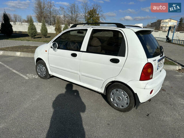 Білий Чері Кью Кью, об'ємом двигуна 1.08 л та пробігом 88 тис. км за 2700 $, фото 3 на Automoto.ua